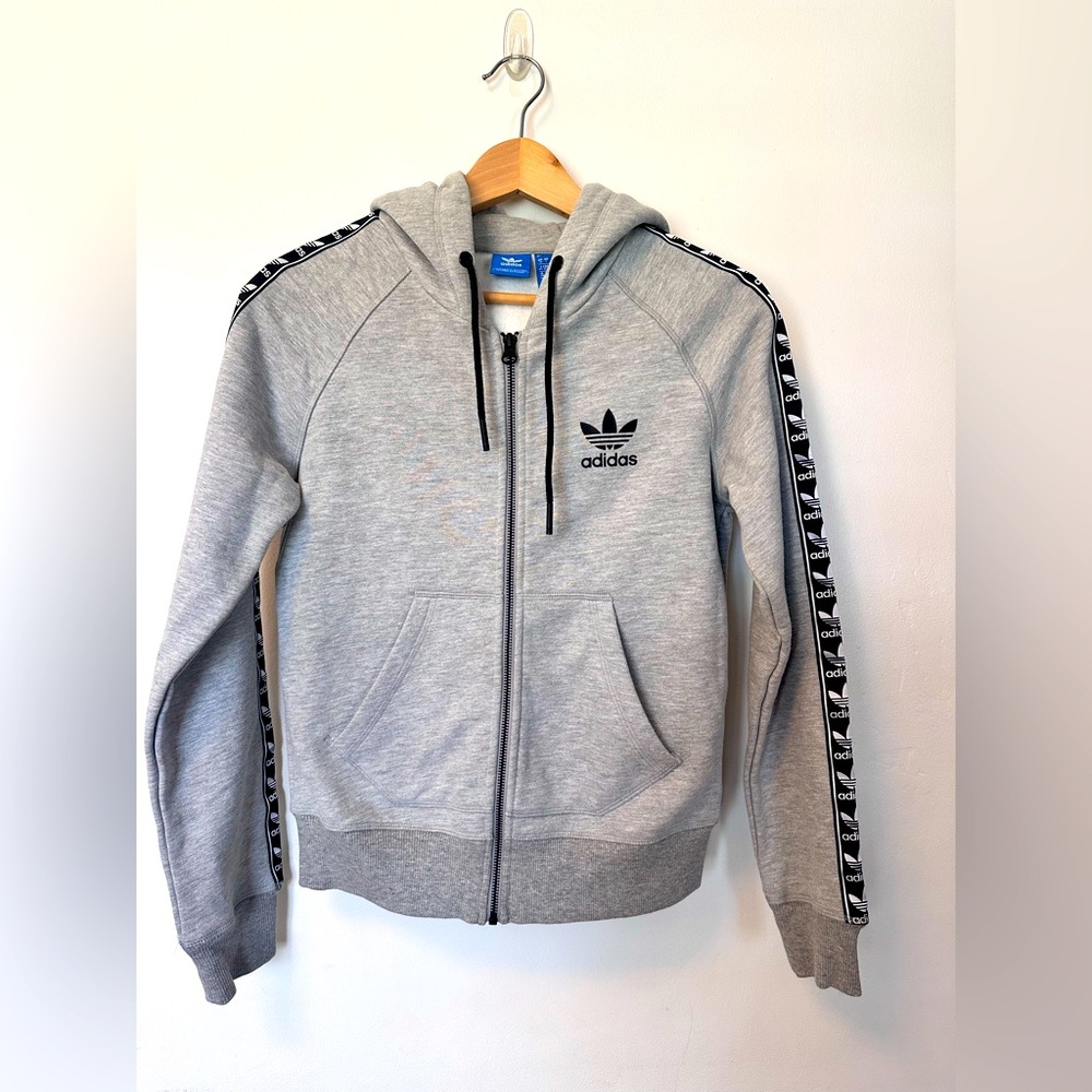 Adidas Heather Gray Fleece Hoodie Women’s Size Small NWT